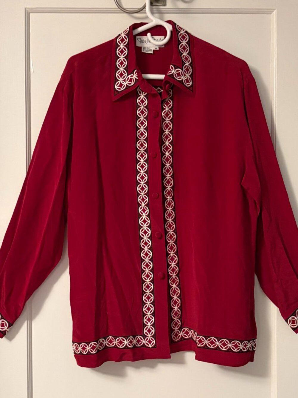 Diane Von Furstenberg vintage 100% silk red button up Asian inspired blouse